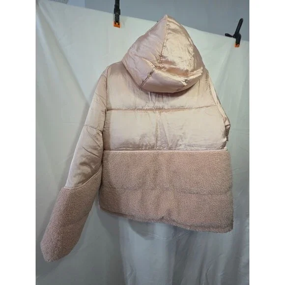 Amazon Essentials AEM30229FW22 BOSWIC RTZ Hooded Puffer Jacket Sherpa Panel - Picture 6 of 7